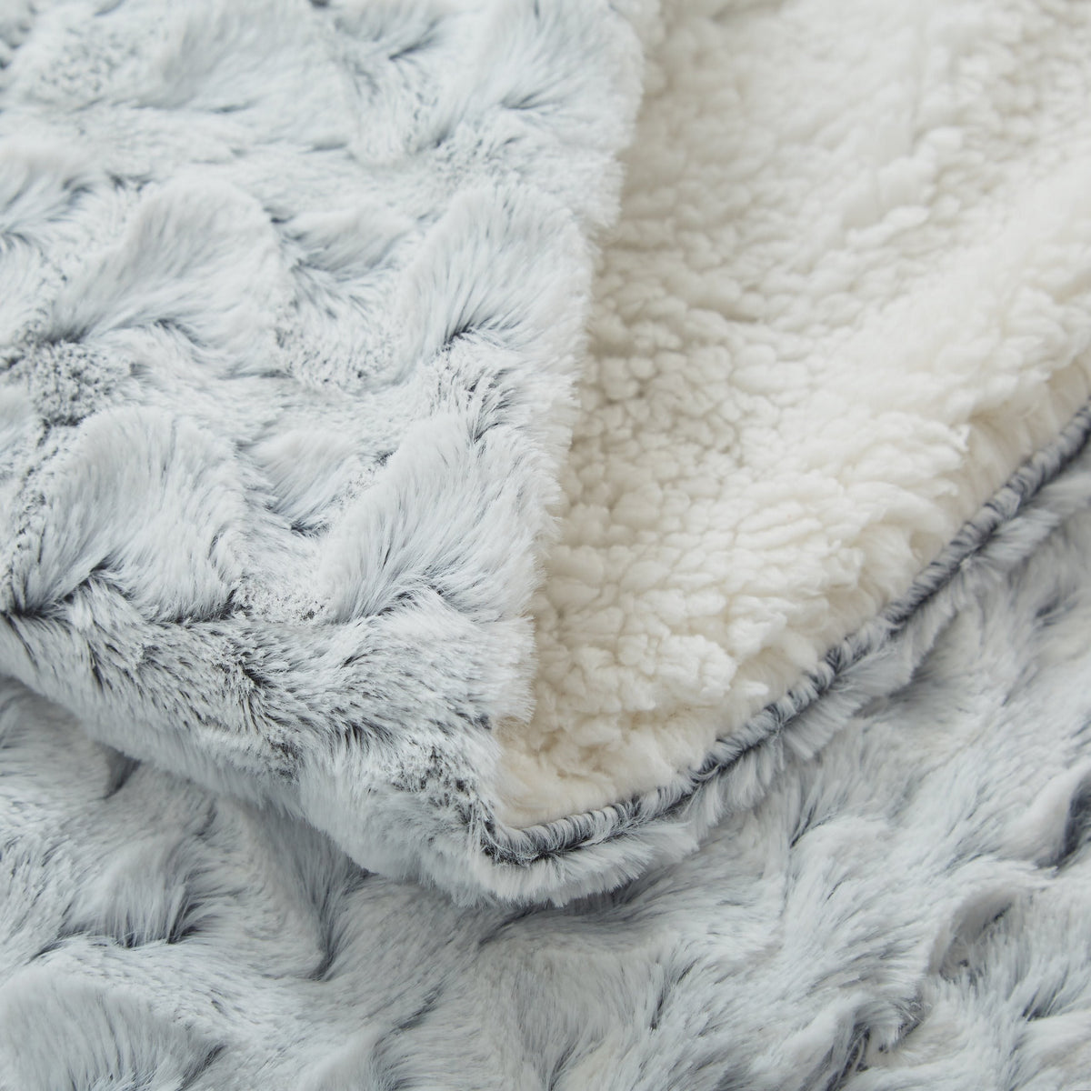 Snowy Owl Faux Fur Super Soft Throw Blanket