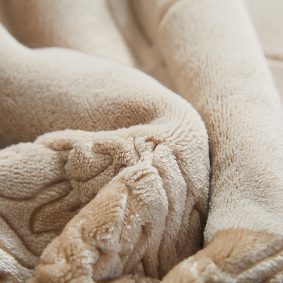 Champagne Beige Sherpa Bubbly Embossed Throw Blanket