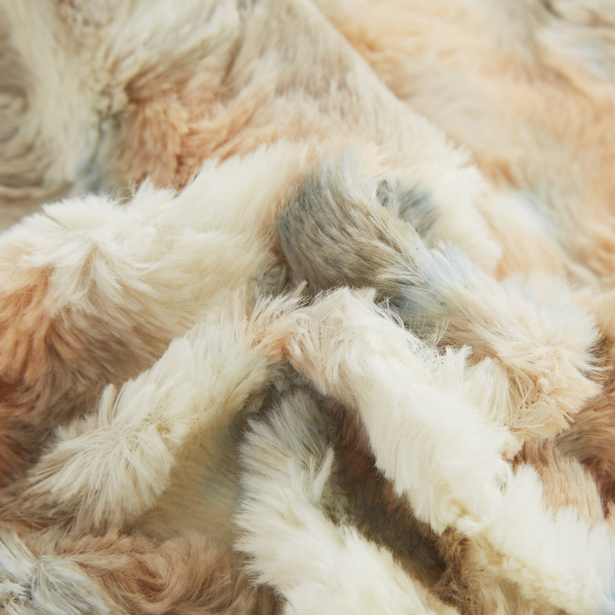 Cloud-Soft Russian Lynx Faux Fur Throw Blanket
