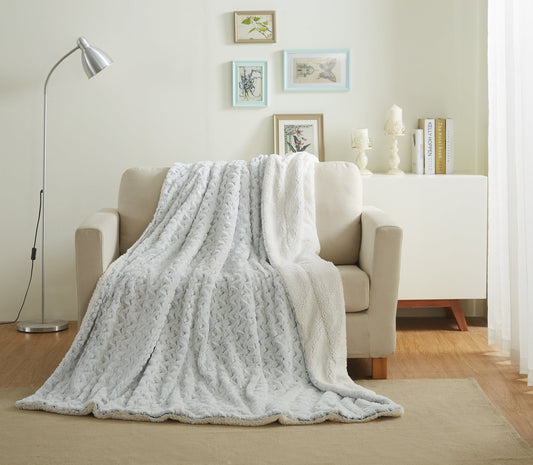 Snowy Owl Faux Fur Super Soft Throw Blanket