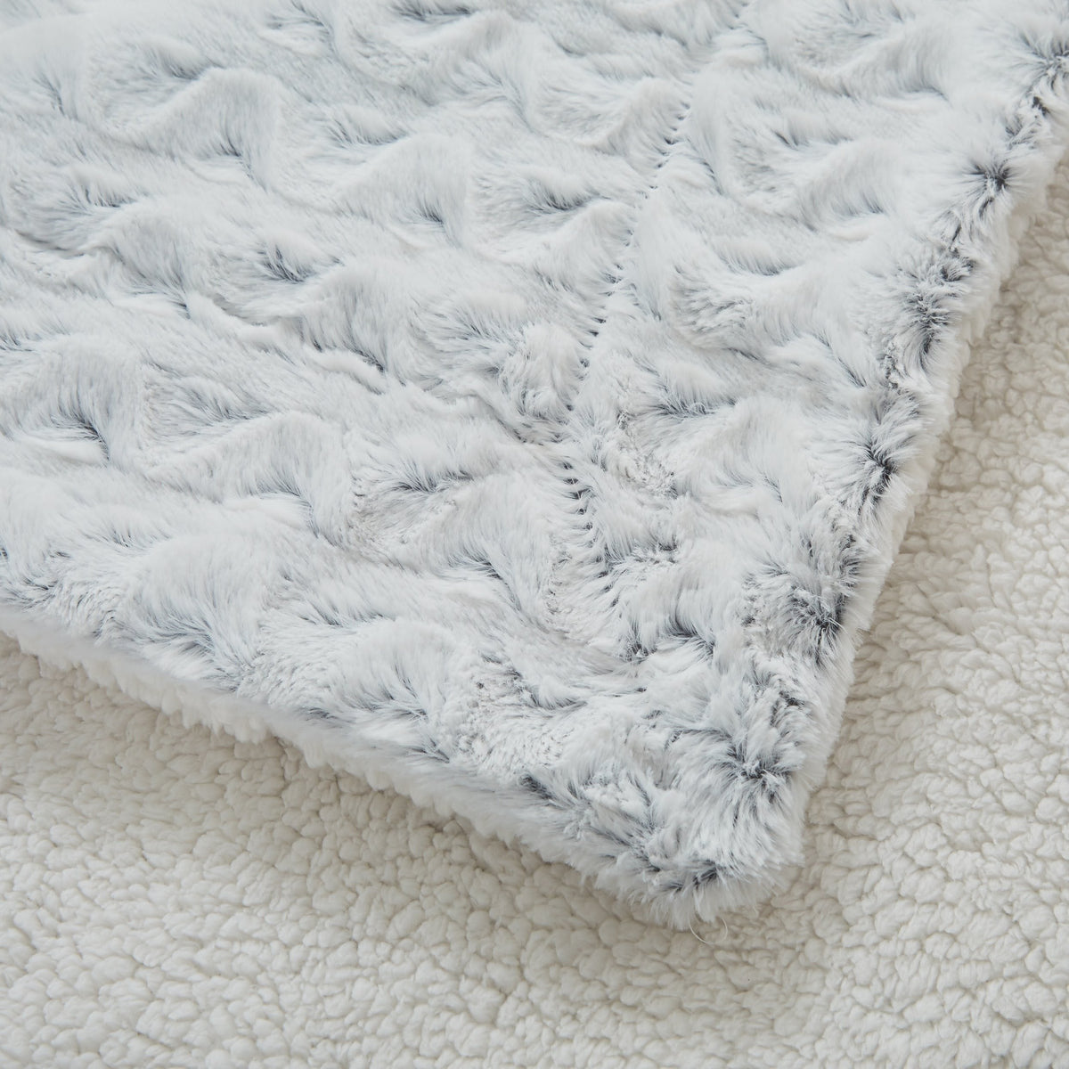 Snowy Owl Faux Fur Super Soft Throw Blanket